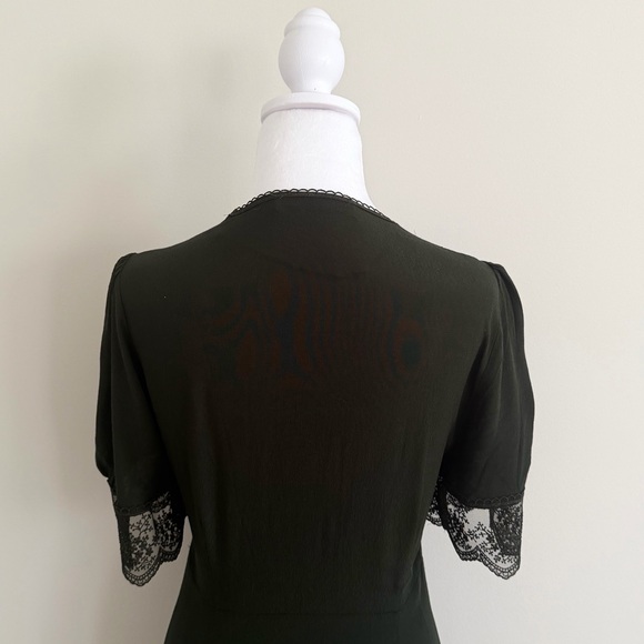 Dark Green Vintage Style Lace Dress - Picture 5 of 5